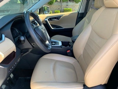 2020 Toyota RAV4 Limited