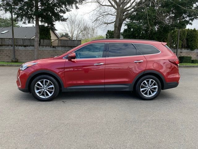 2018 Hyundai Santa Fe SE
