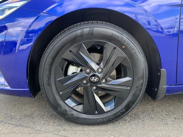 2023 Hyundai Elantra Hybrid Blue