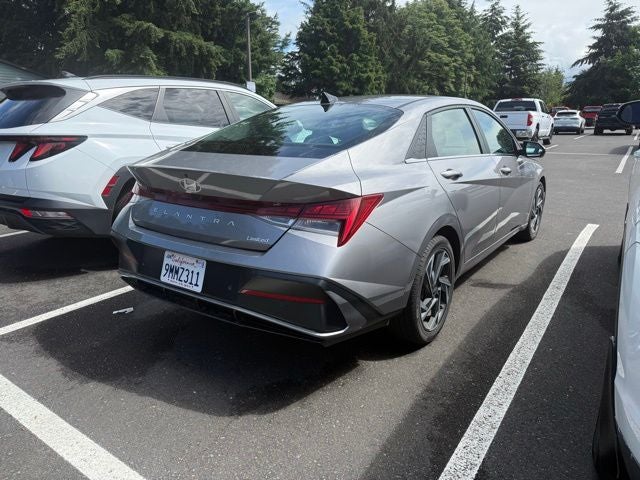2024 Hyundai Elantra Limited