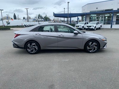 2024 Hyundai Elantra Limited