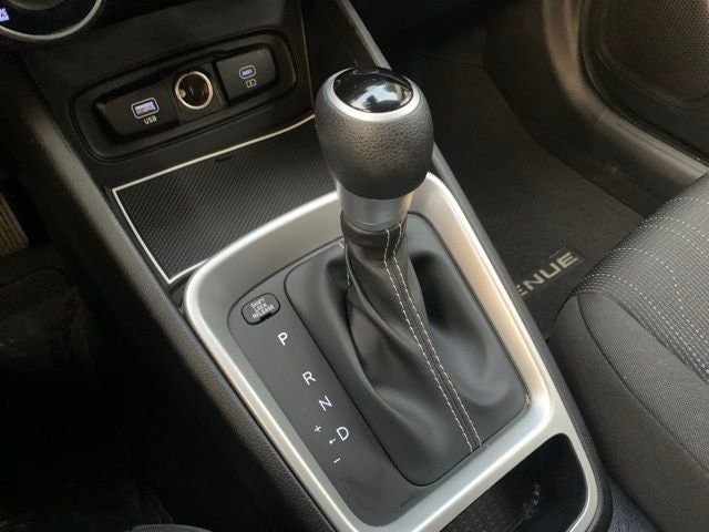 2023 Hyundai Venue SE