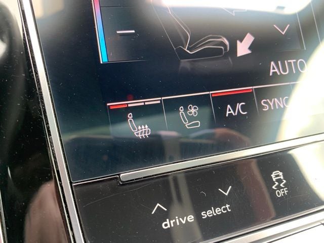 2022 Audi Q8 55 Prestige quattro