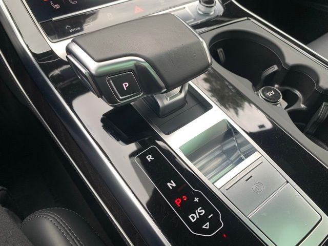 2022 Audi Q8 55 Prestige quattro