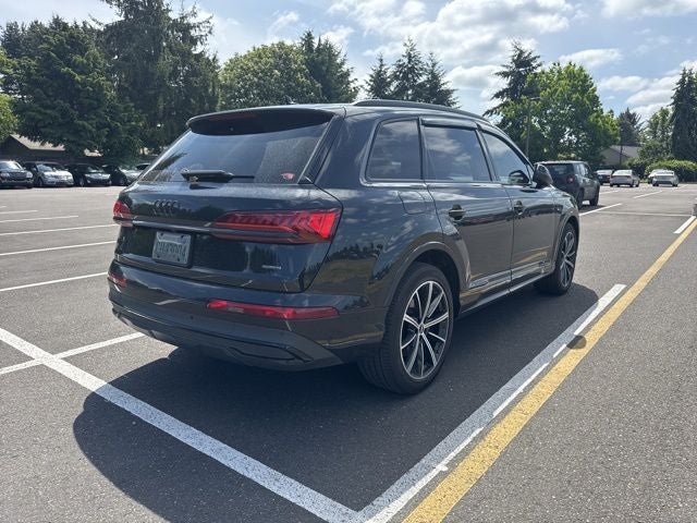 2022 Audi Q7 55 Premium Plus quattro