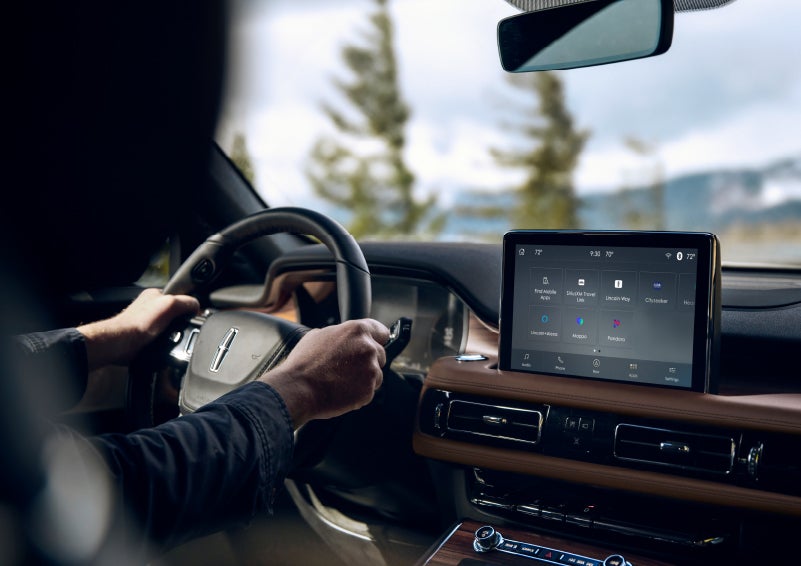 The center touch screen in a 2024 Lincoln Aviator® SUV is shown | Korum Lincoln in Puyallup WA