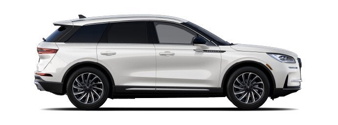 The passenger side of a Lincoln Corsair® SUV is shown in the Ceramic Pearl extra-cost exterior paint option. | Korum Lincoln in Puyallup WA