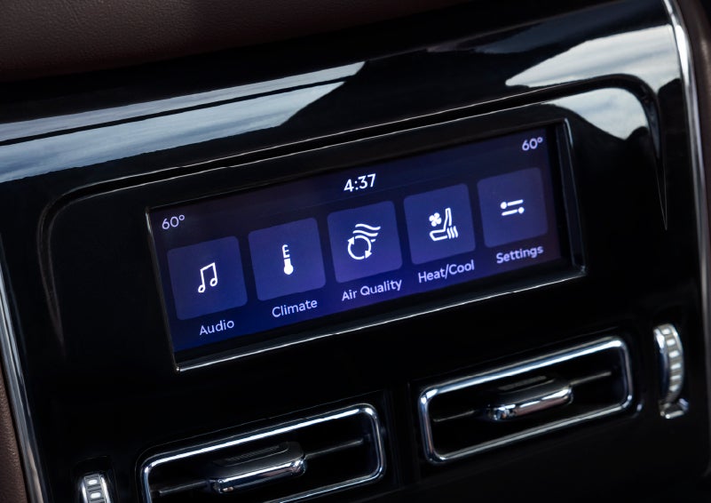 Driver controls like music, temperature, air quality, settings, and heat/cool seats are shown. | Korum Lincoln in Puyallup WA
