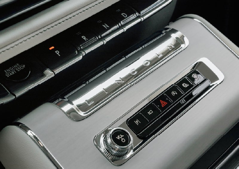 The piano key gear selector of a 2027 Lincoln Aviator® Back Label™ SUV. | Korum Lincoln in Puyallup WA